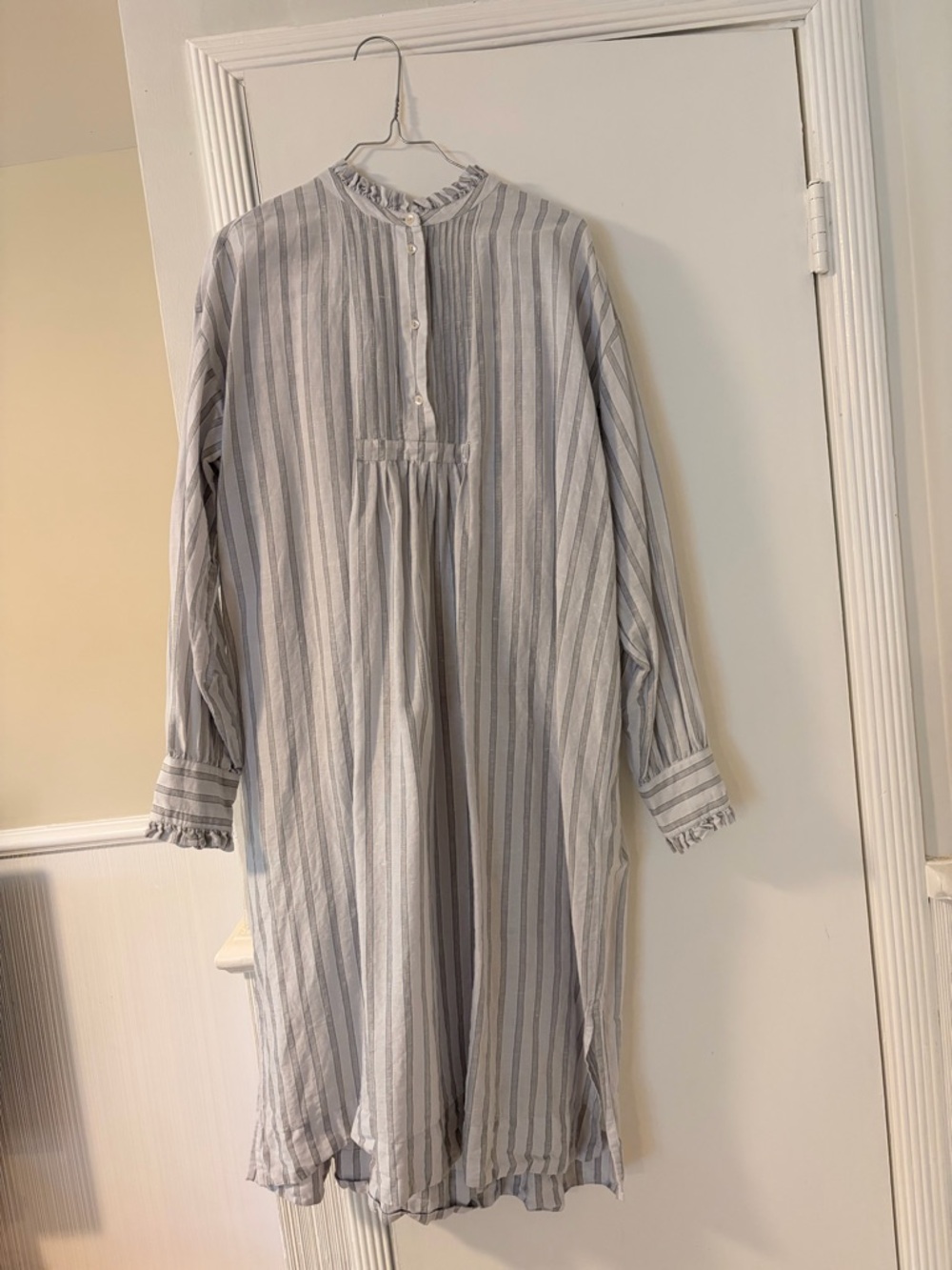 Skall Studio shirtdressLong Sleeve Maxi Dress in Light Gray and light blue